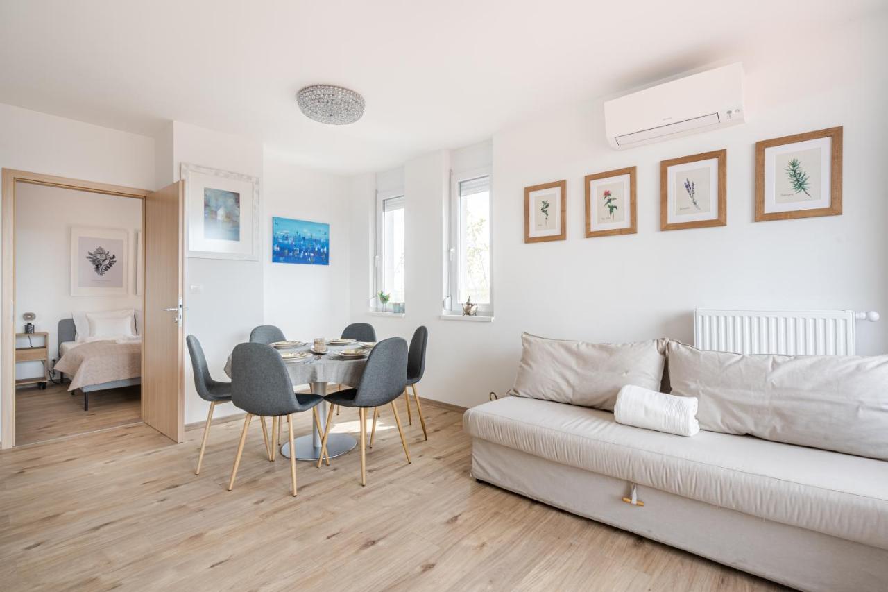 Sunset Towers Apartment Budapest