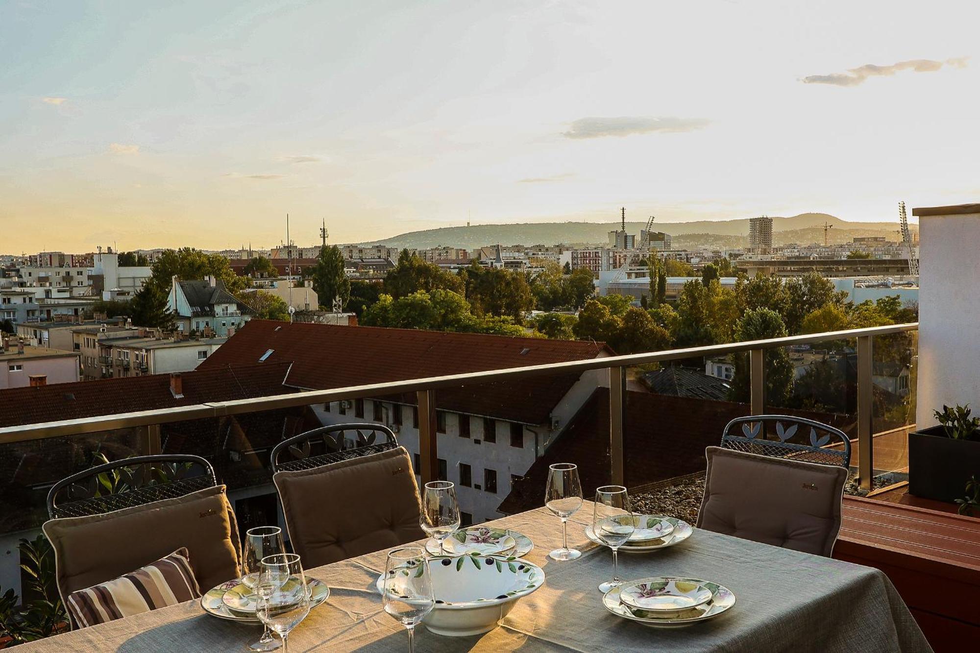 Sunset Towers Budapest